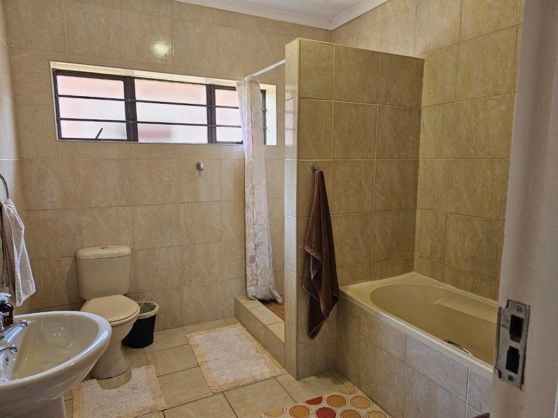 3 Bedroom Property for Sale in Da Nova Western Cape